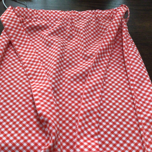 Vintage handmade maxi skirt with tie belt. It is probably a size small to medium - Picture 3 of 4